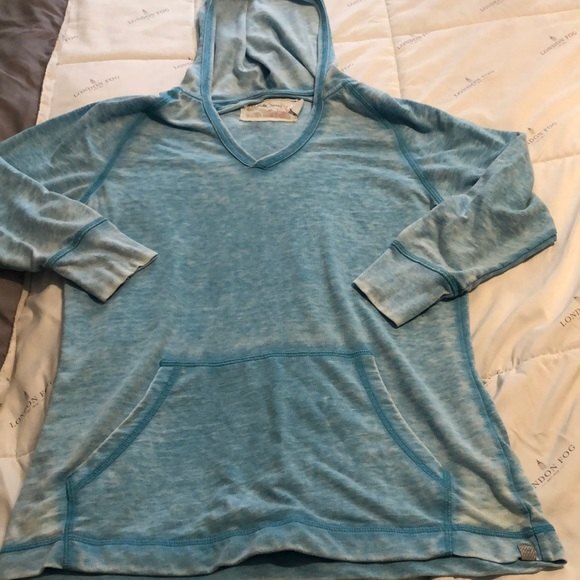 White sierra size medium hooded sweater - Picture 1 of 7